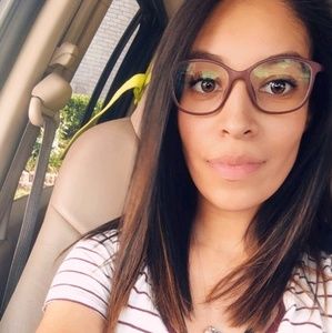 Meet your Posher, Gliseria